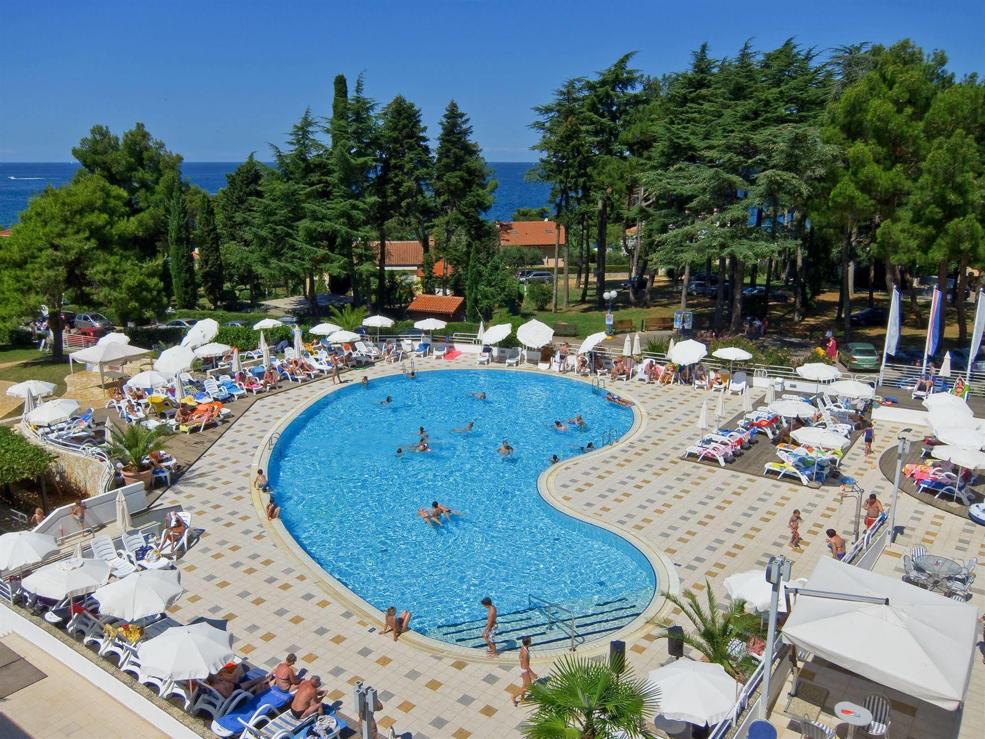 Valamar Pinia Hotel Porec Exterior photo
